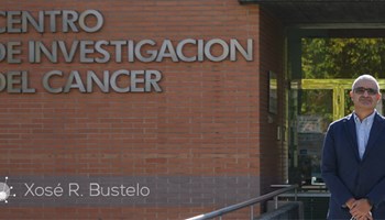 El doctor Xosé R. Bustelo, elegido miembro de la Real Academia de Farmacia de Galicia