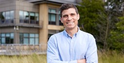 El Centro de Investigación del Cáncer otorga el Premio Nacional de Investigación en Cáncer Doctores Diz Pintado 2025 a Íñigo Martincorena